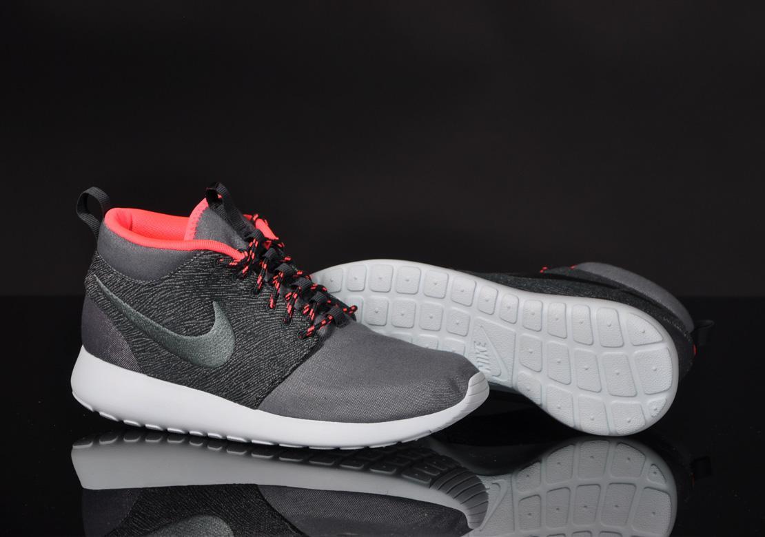 nike-roshe-run-mid-qs-hasta-